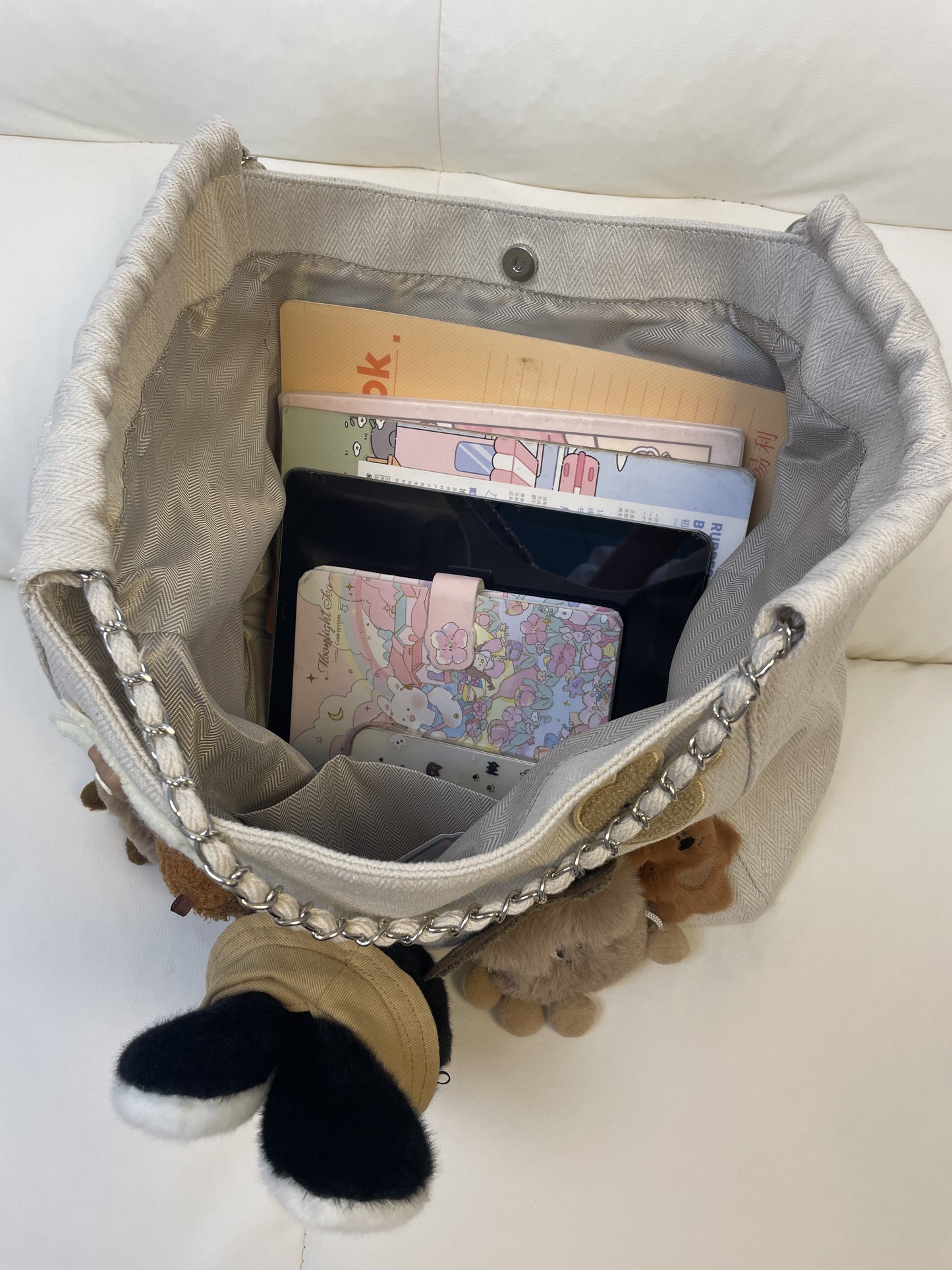 JoJo is so cute! DIY stuffed animal bag